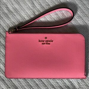 Kate Spade Medium L-zip Wristlet NWOT